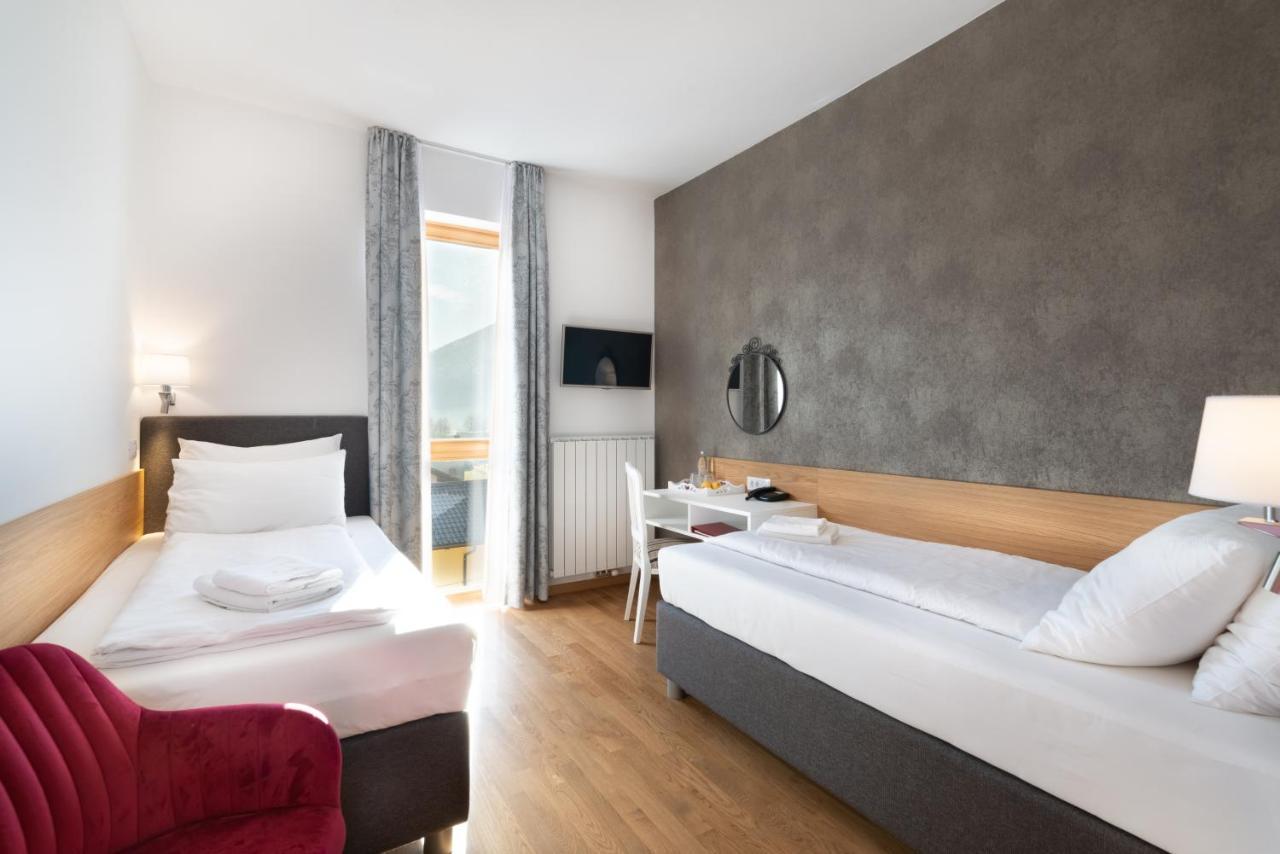 Hotel Dvorec 톨민 외부 사진