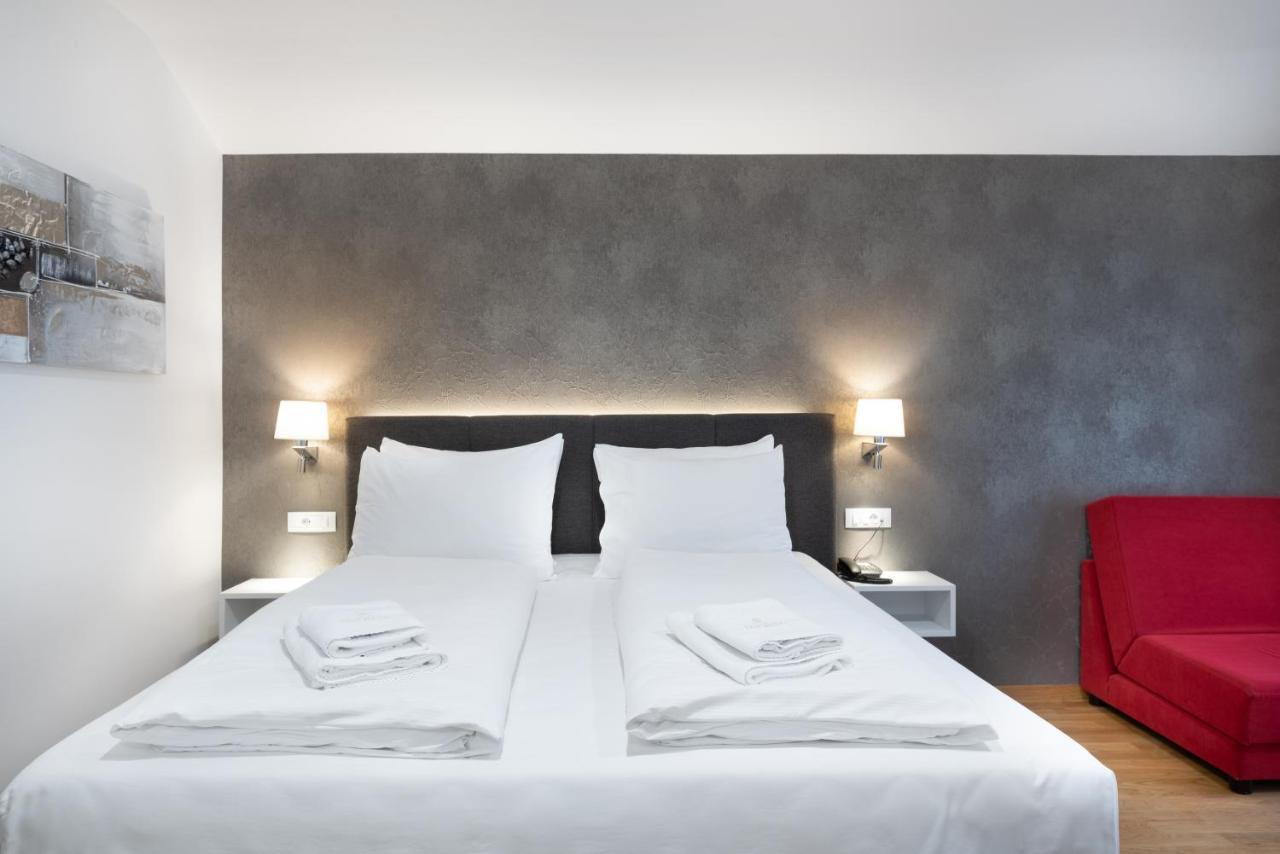 Hotel Dvorec 톨민 외부 사진
