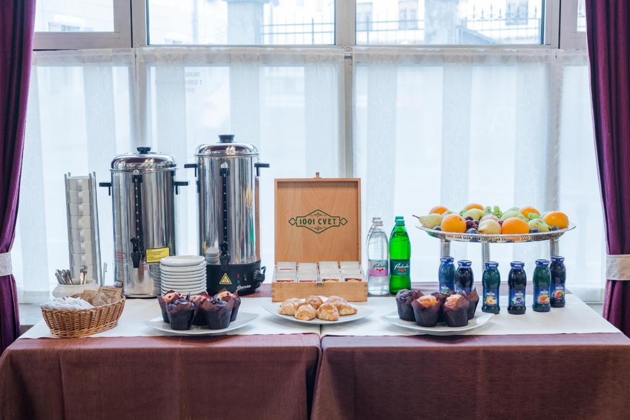 Hotel Dvorec 톨민 외부 사진